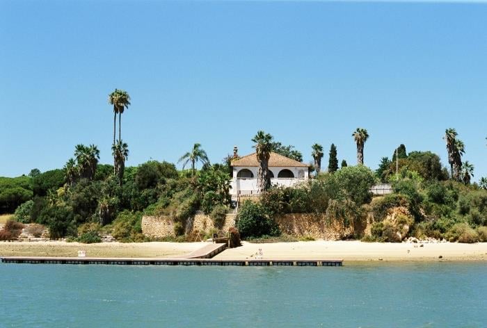 Property Management in the Western Algarve: Is Your Property Ready for Holiday Rentals?
